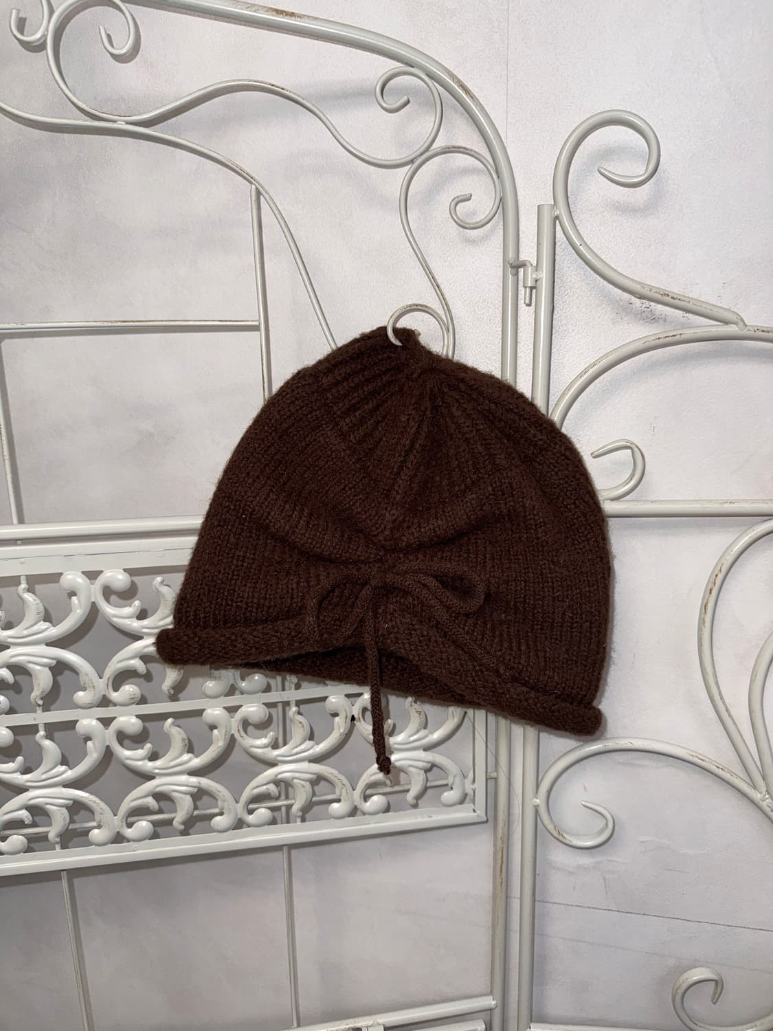 Dark brown back ribbon loose knit beanie 상품이미지5