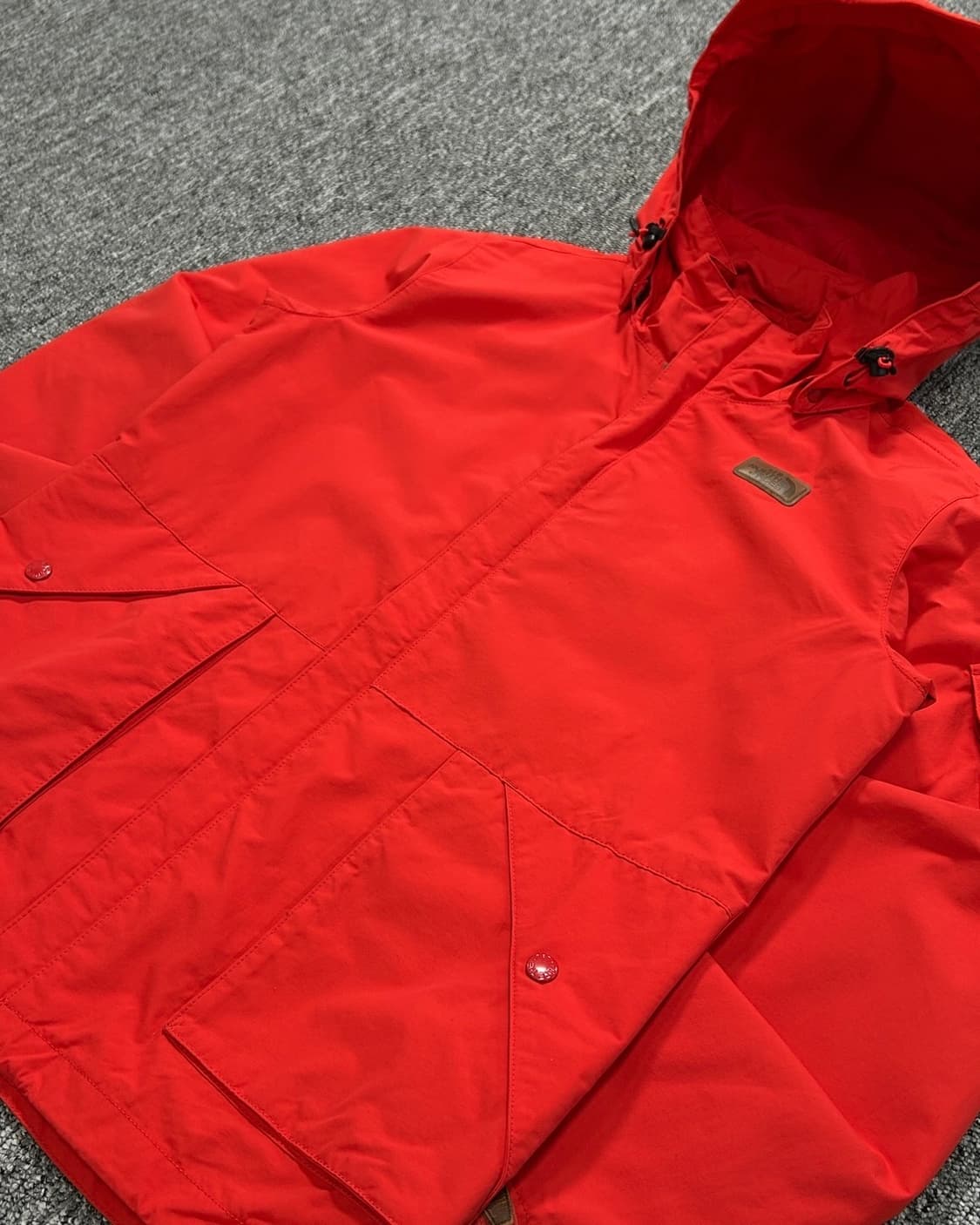 노스페이스 패치로고 바람막이 자켓 상품이미지2