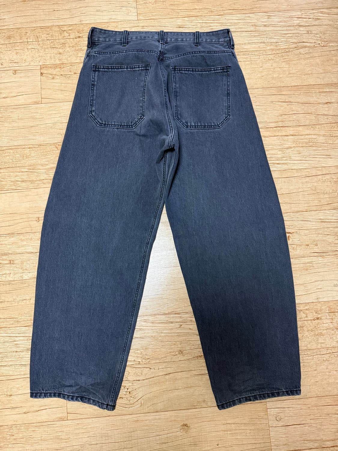 해칭룸 커브진 워시드 블랙 4사이즈 상품이미지2