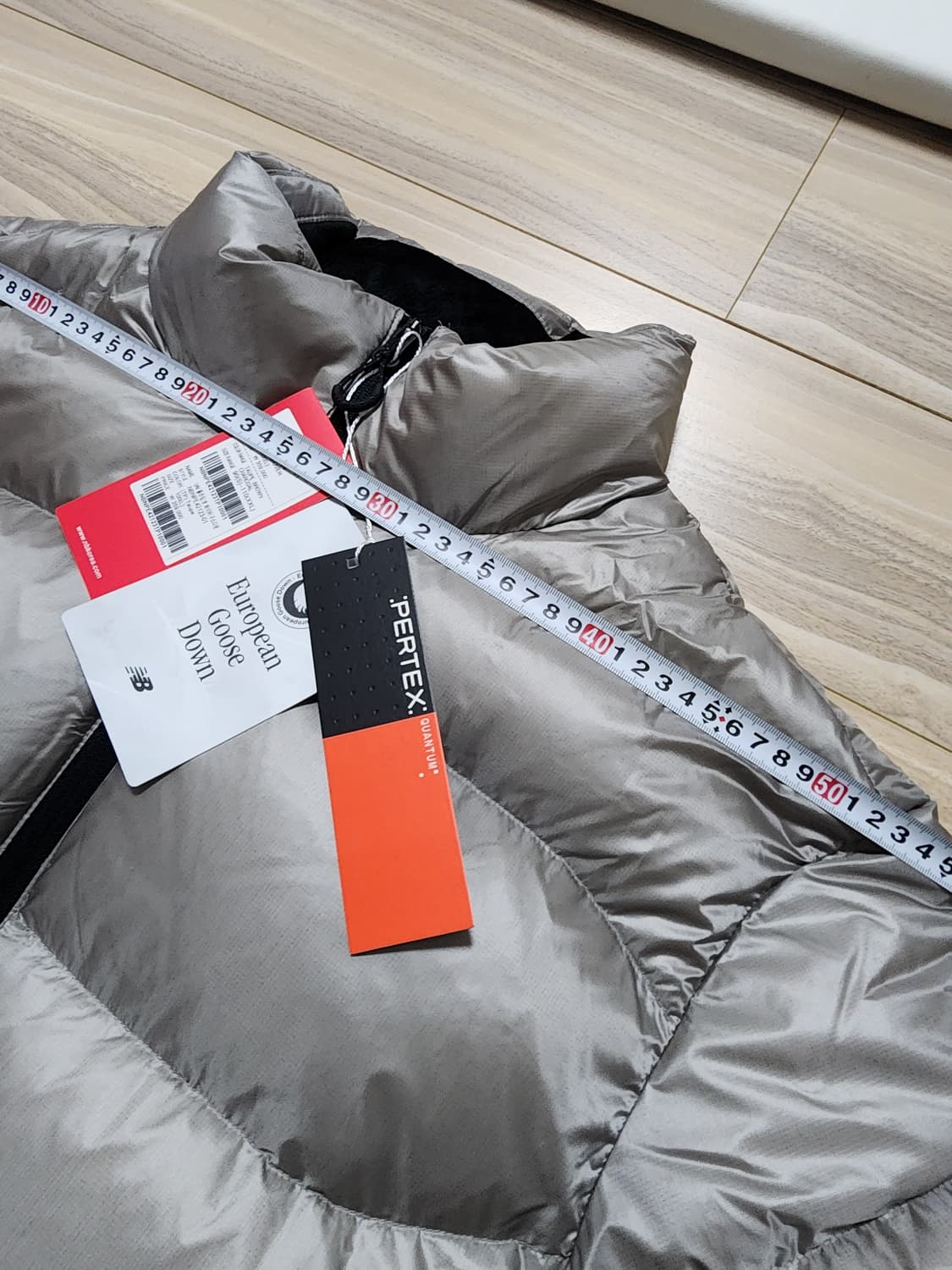 뉴발란스플라잉하이퍼구스다운퍼텍스패딩L사이즈 상품이미지6