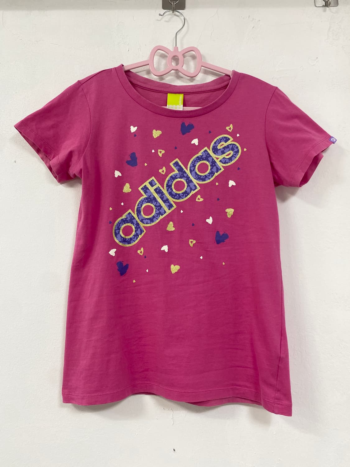 ADIDAS PINK HEART LOGO T-SHIRT 상품이미지2