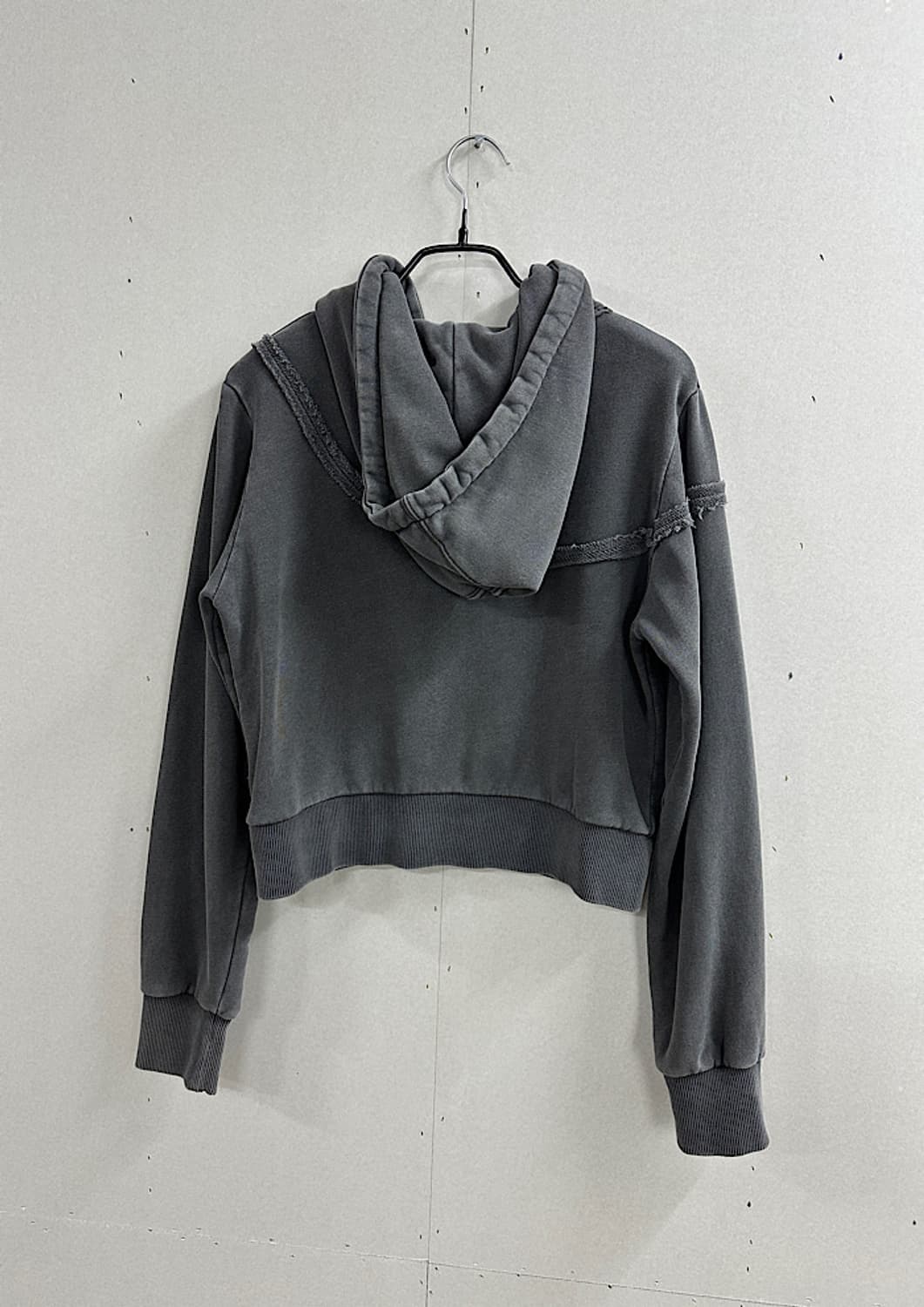 오드스튜디오 크롭 후드집업  상품이미지5