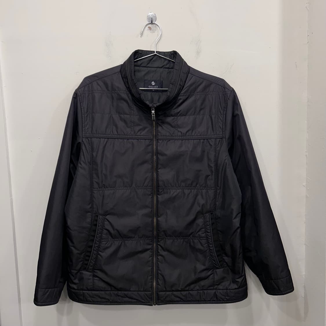 갤럭시 라이프스타일 글로시 퀼팅 경량패딩 상품이미지2