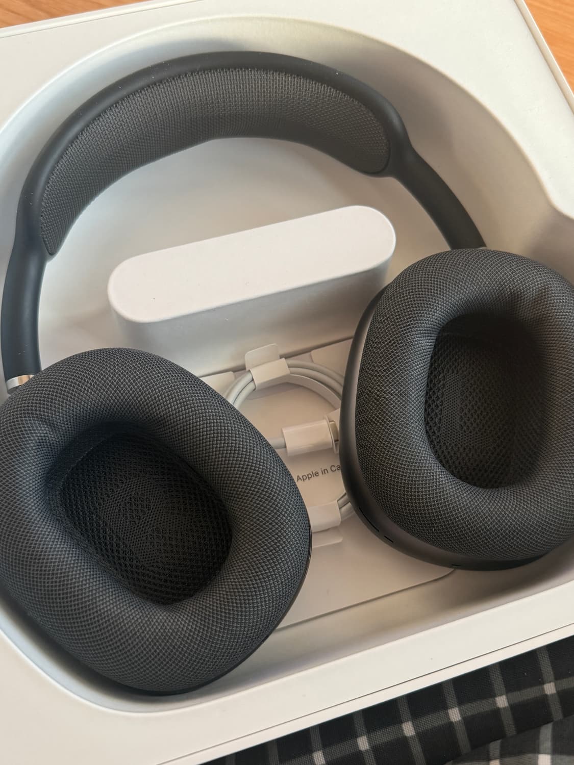 에어팟맥스 스페이스그레이 8핀 상품이미지5