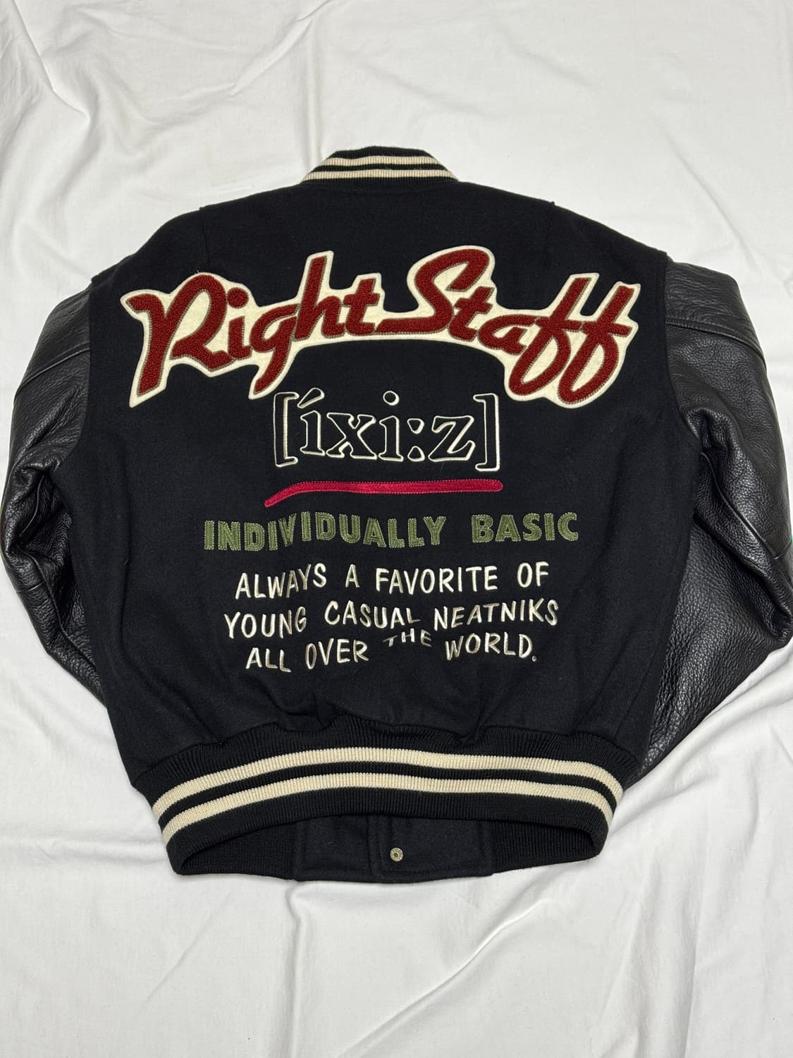 [ixi:z] 블랙 바시티 자켓 상품이미지1