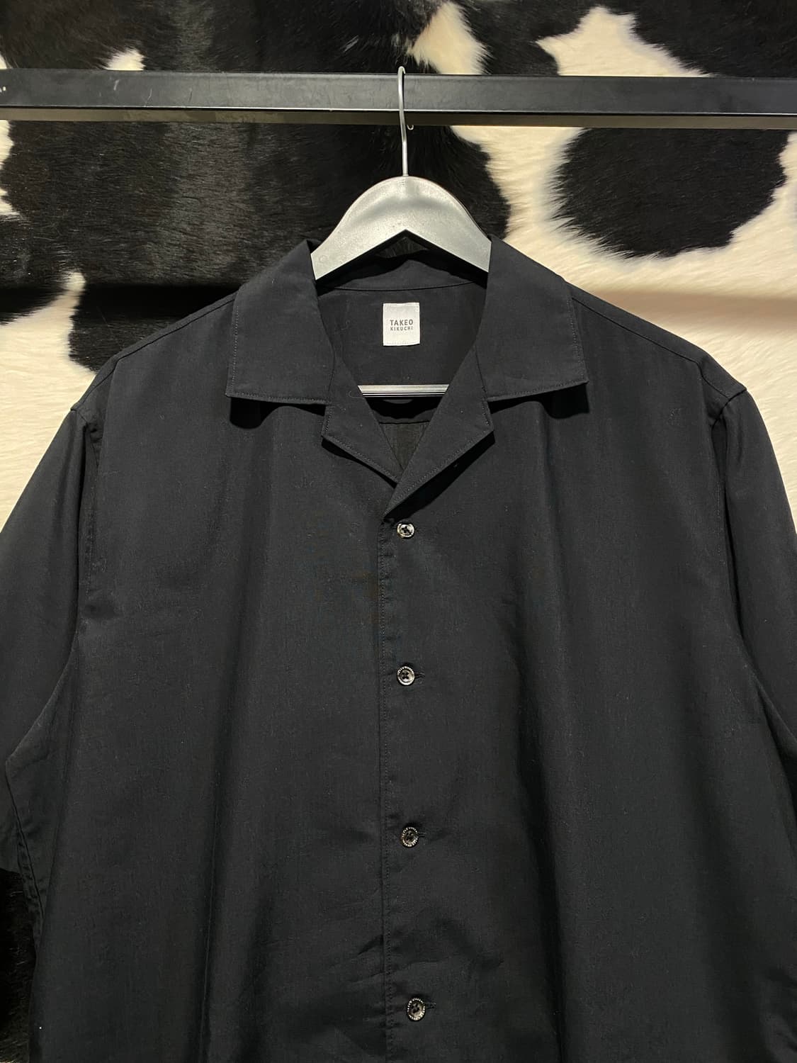 Takeo kikuchi 베이직 사이드 플리츠 반팔 셔츠 상품이미지2