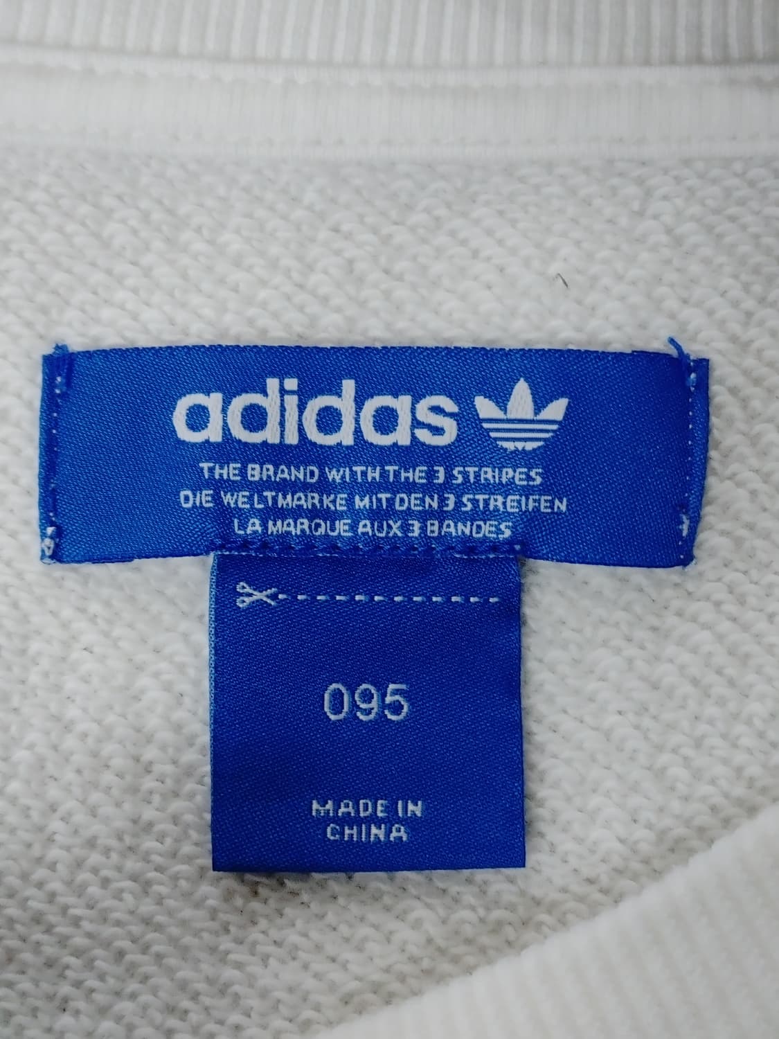 adidas 아디다스 양팔 프린팅 불꽃 맨투맨 상품이미지5