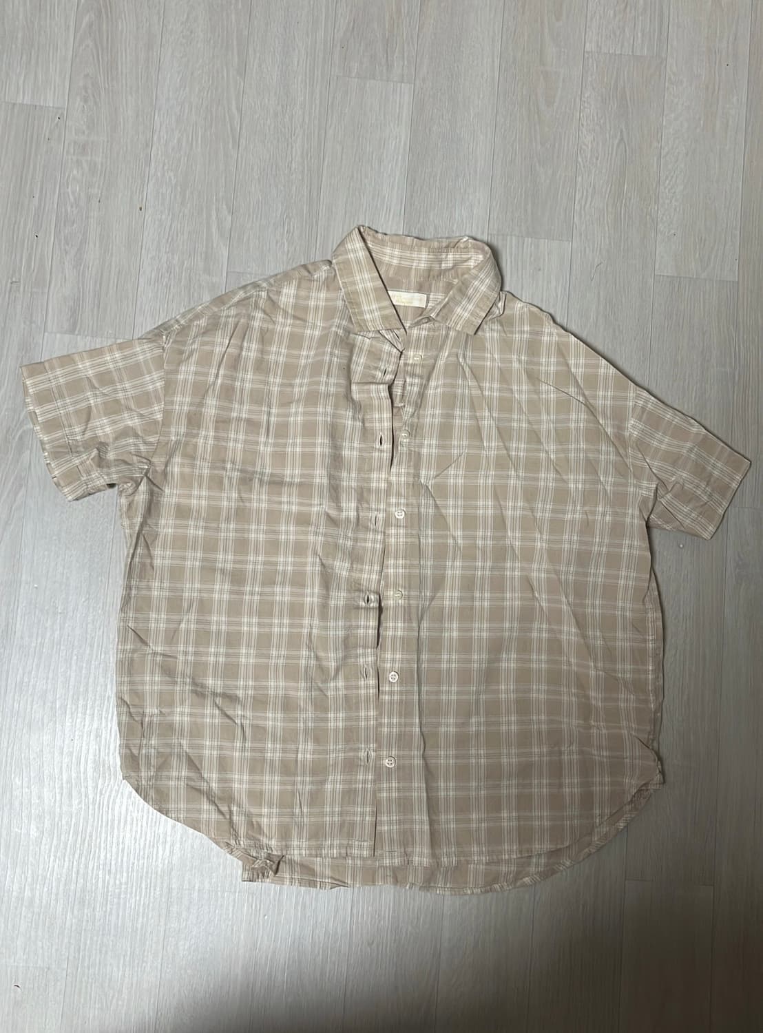 어스뮤직 빈티지 아이보리 베이지 체크 반팔 셔츠 상품이미지1