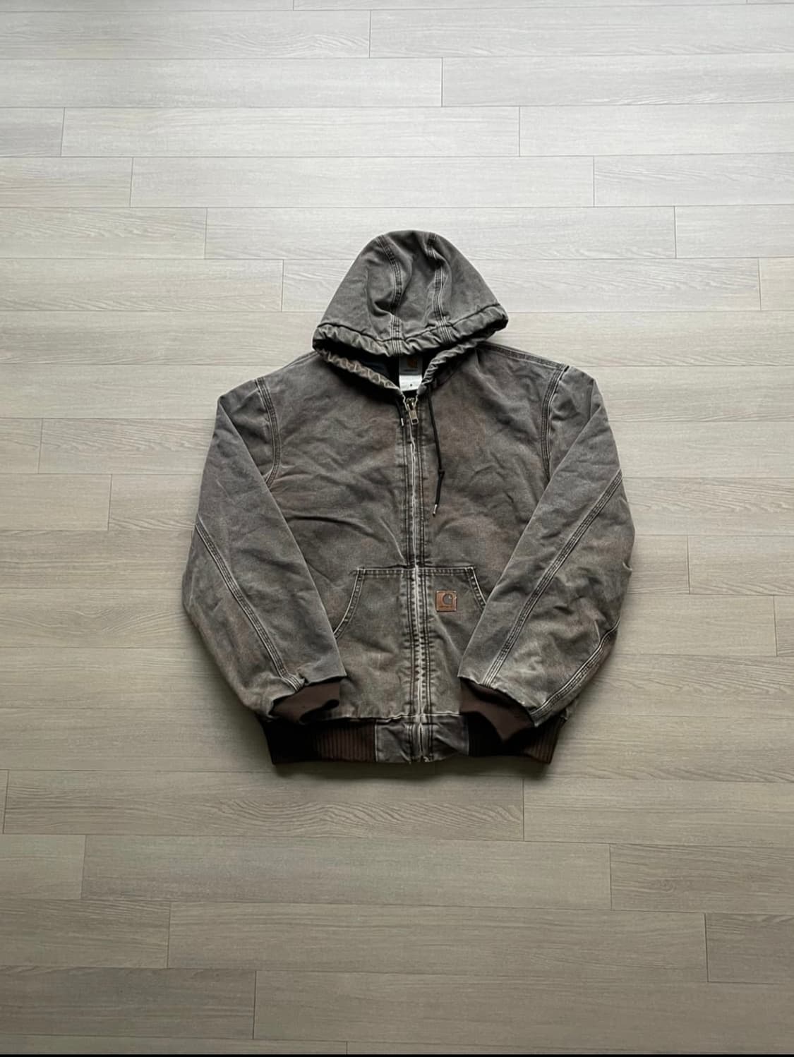 칼하트 J130 체스트넛 액티브자켓 판매합니다 상품이미지1