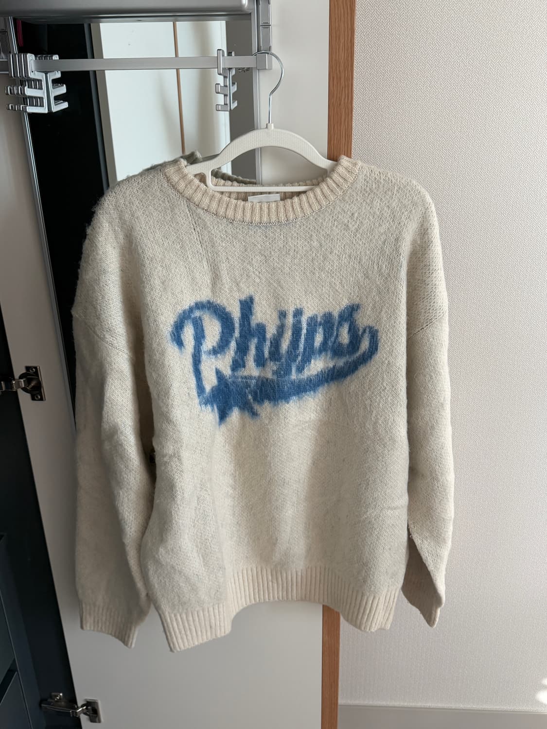 피지컬에듀케이션디파트먼트 아이보리 니트 m 상품이미지1