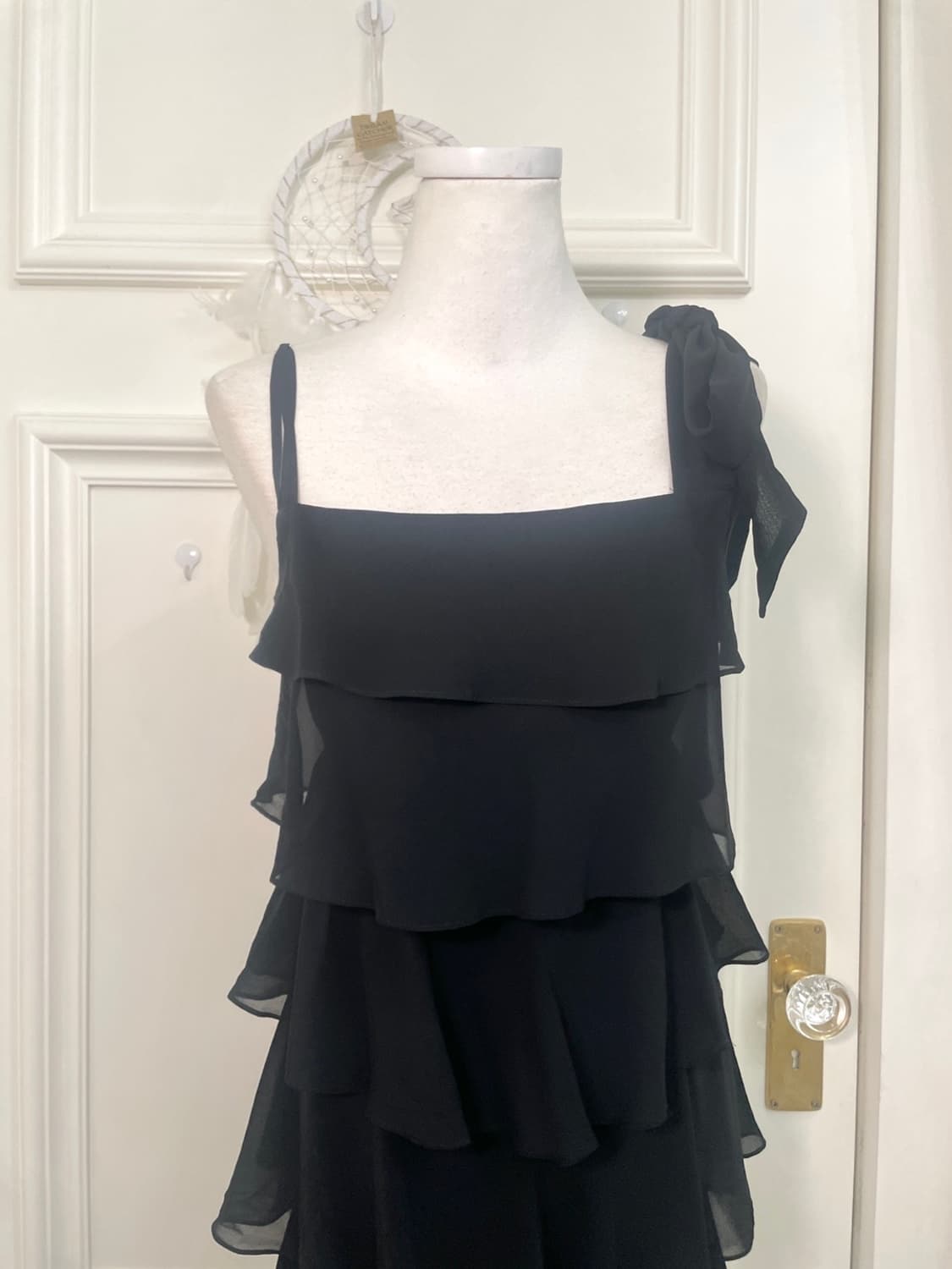 black ruffle one-shoulder bow opc 상품이미지5