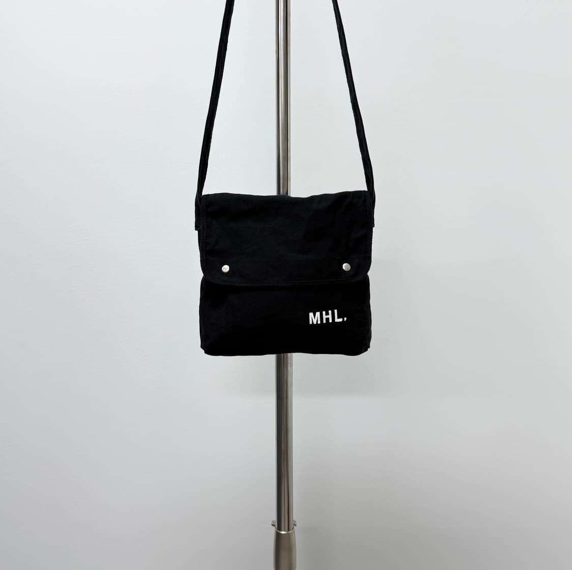 MHL compact cavnas cross bag 상품이미지1