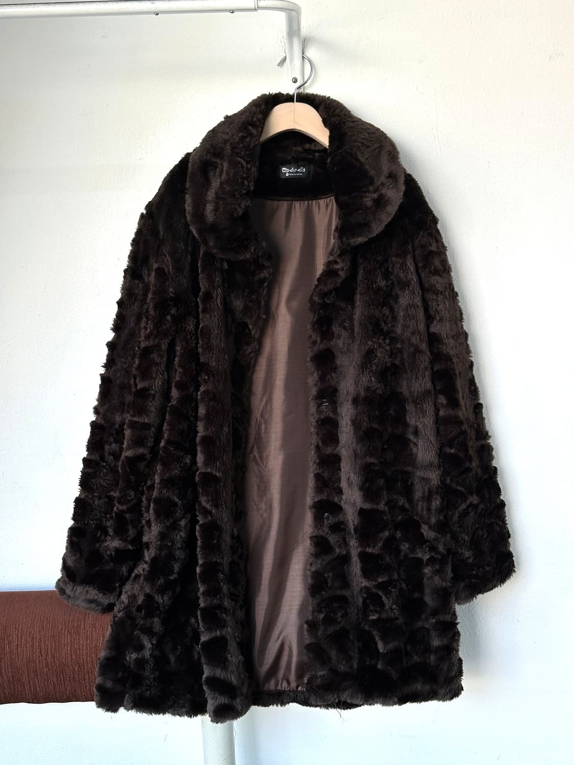 Design collar fake fur coat 상품이미지5