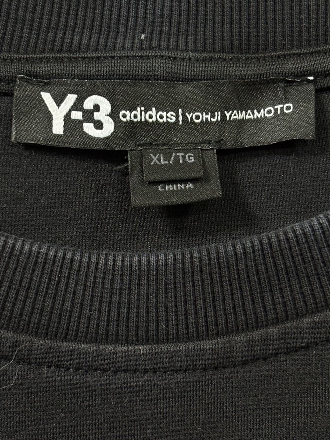 Y-3 블랙 티셔츠 상품이미지2