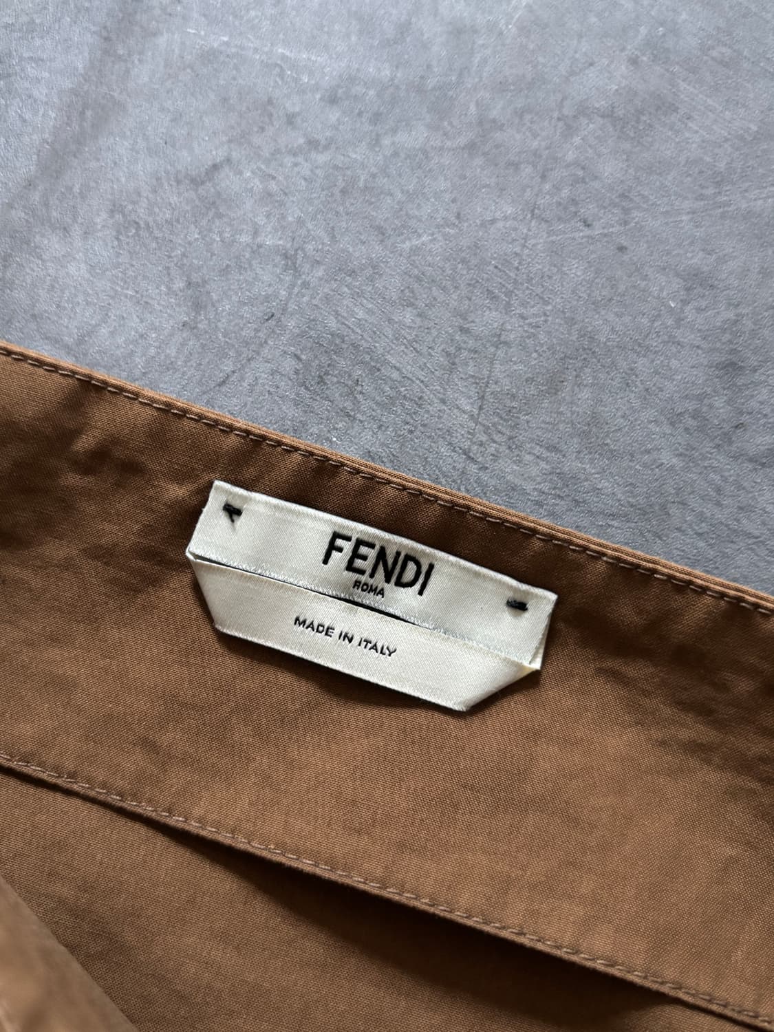 Fendi 펜디 브라운 숄더 스트랩 블라우스 상품이미지5