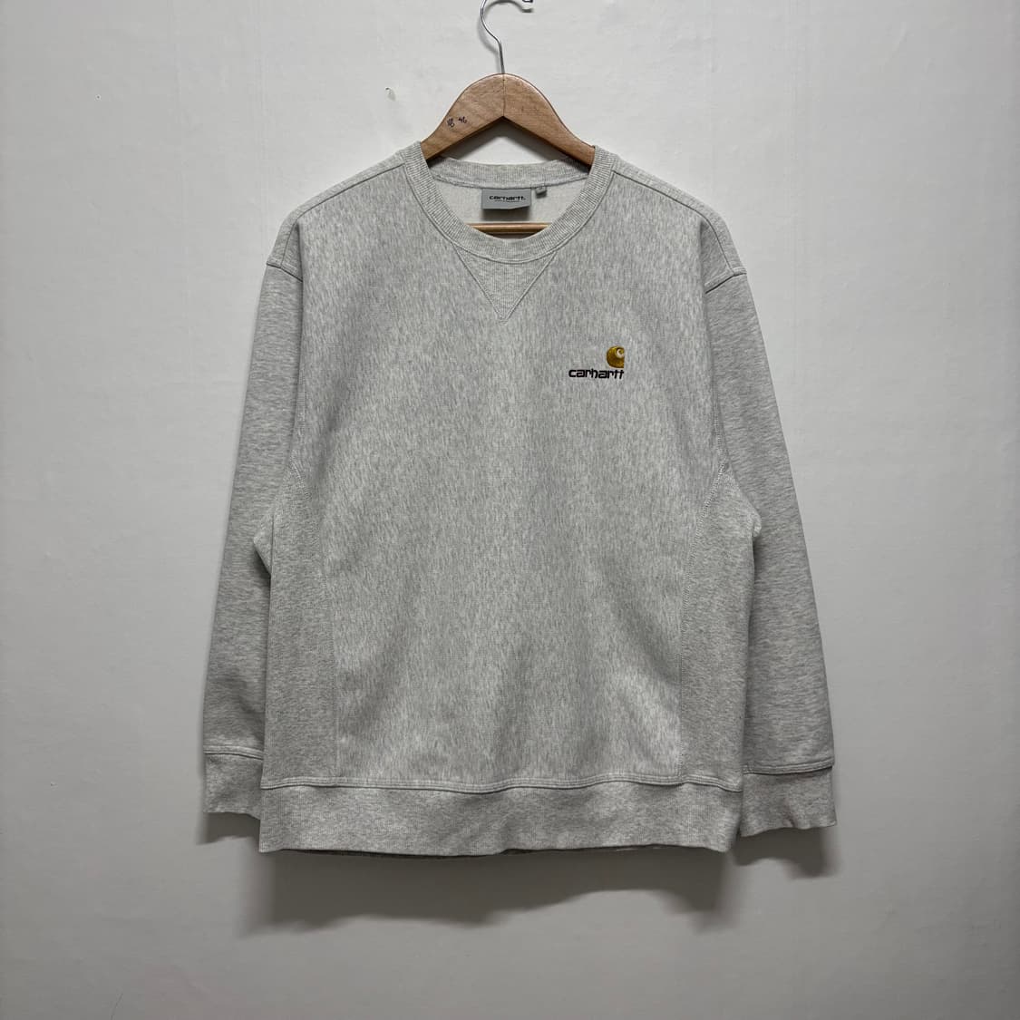 칼하트 아메리칸 스크립트 맨투맨 상품이미지1