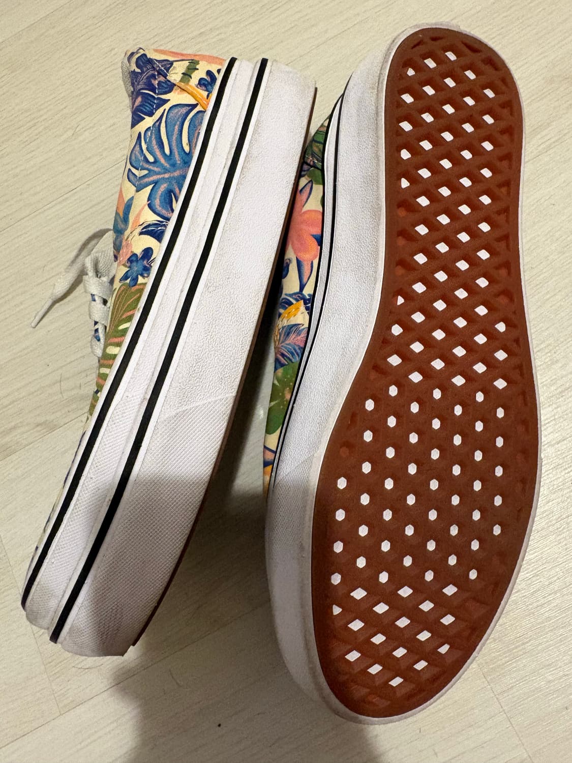 반스 컴피쿠시 트로피컬 에라 상품이미지3