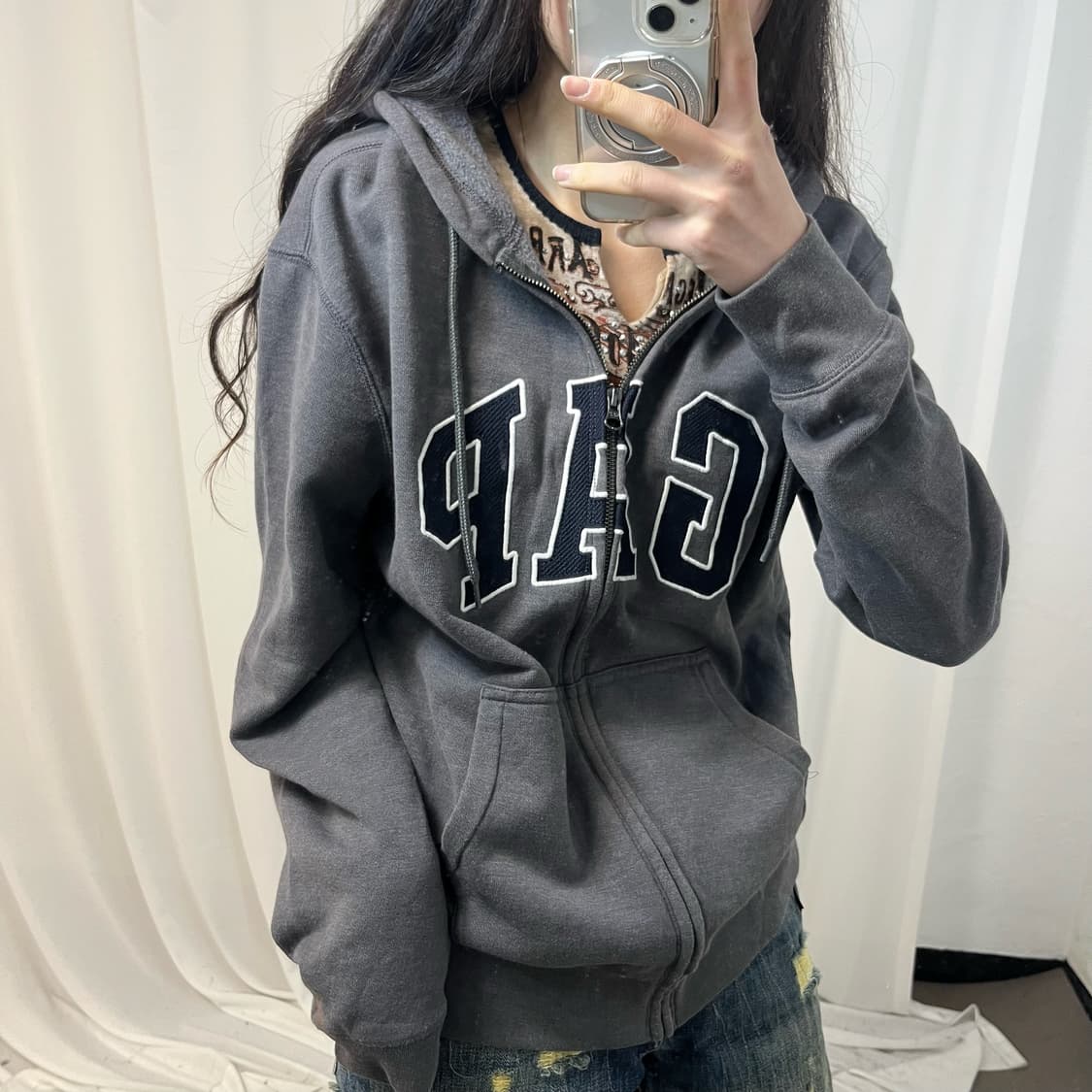 GAP Zip-Up Hoodie 상품이미지3