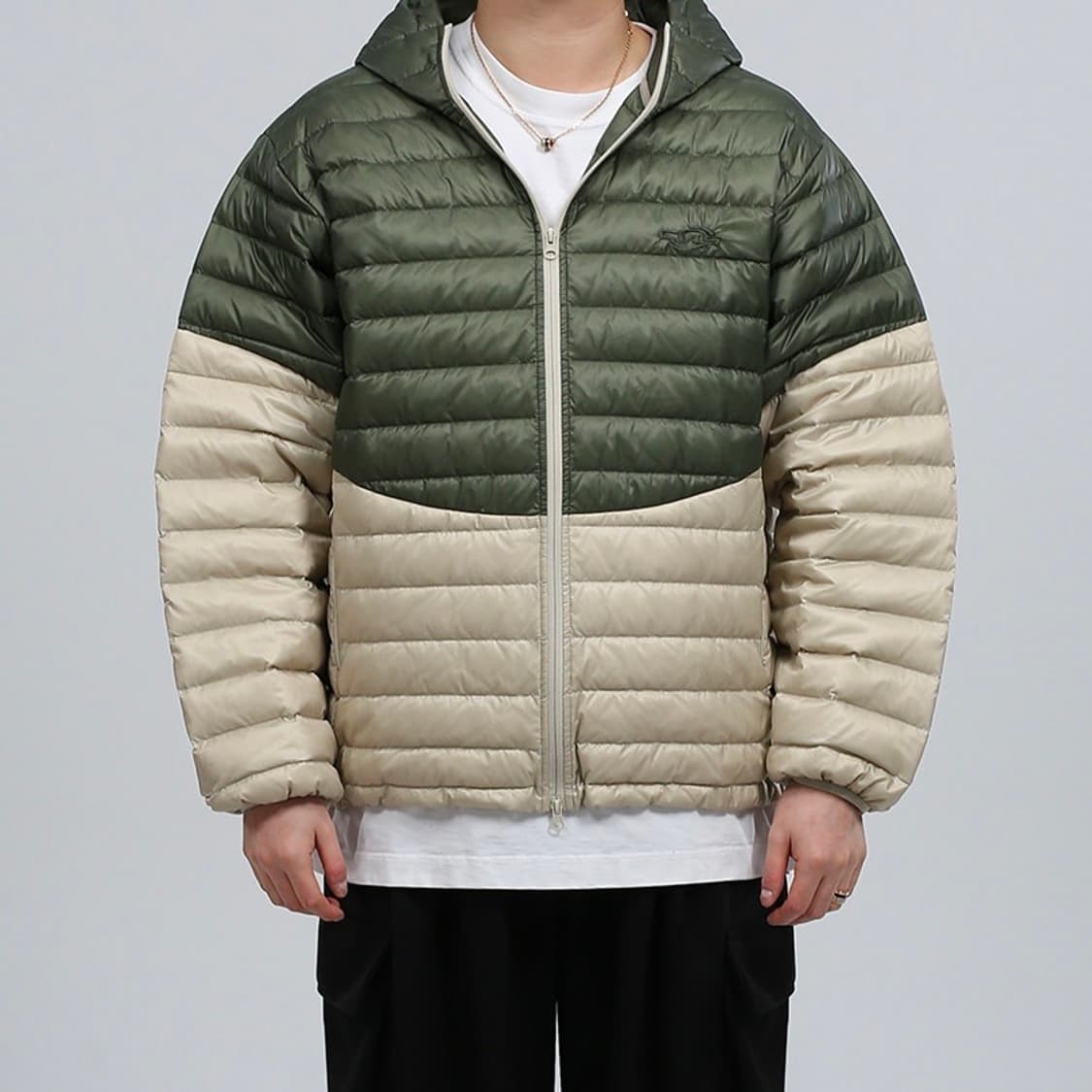 투톤 배색 자수 오버핏 덕다운 경량 점퍼 상품이미지2