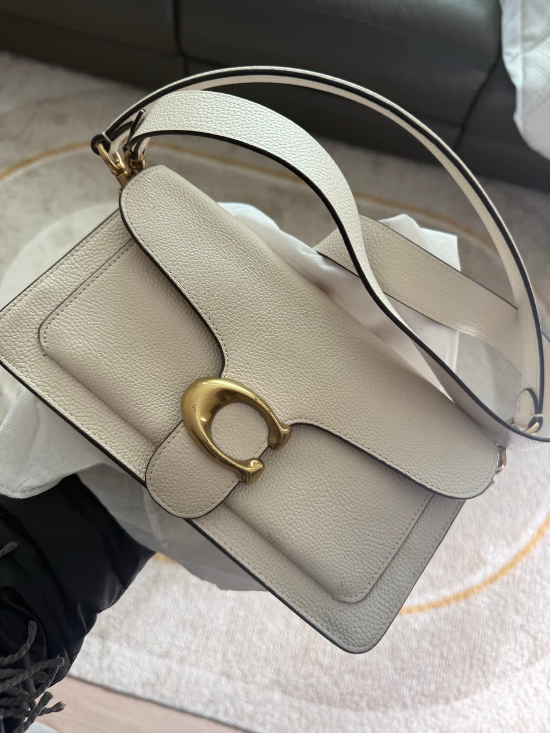 코치 태비 가방 태비백 아이보리 상품이미지2