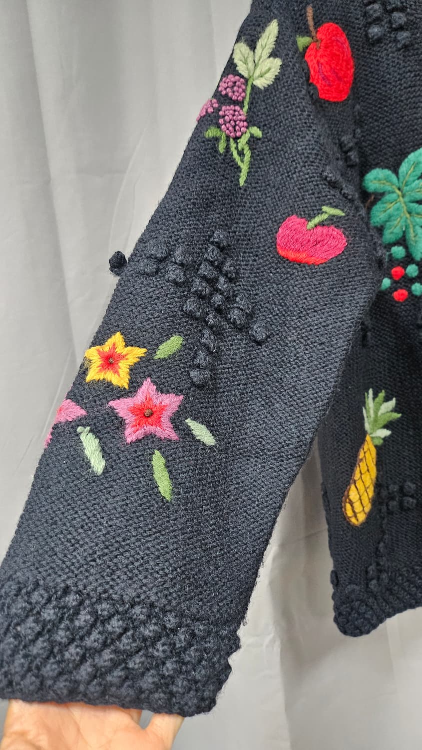 자수 니트가디건 상품이미지2