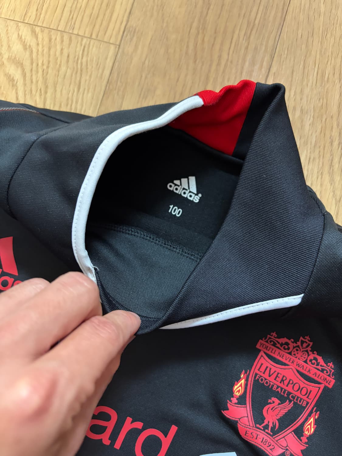 [100] 아디다스 리버풀 긴팔 트레이닝 상의 상품이미지3