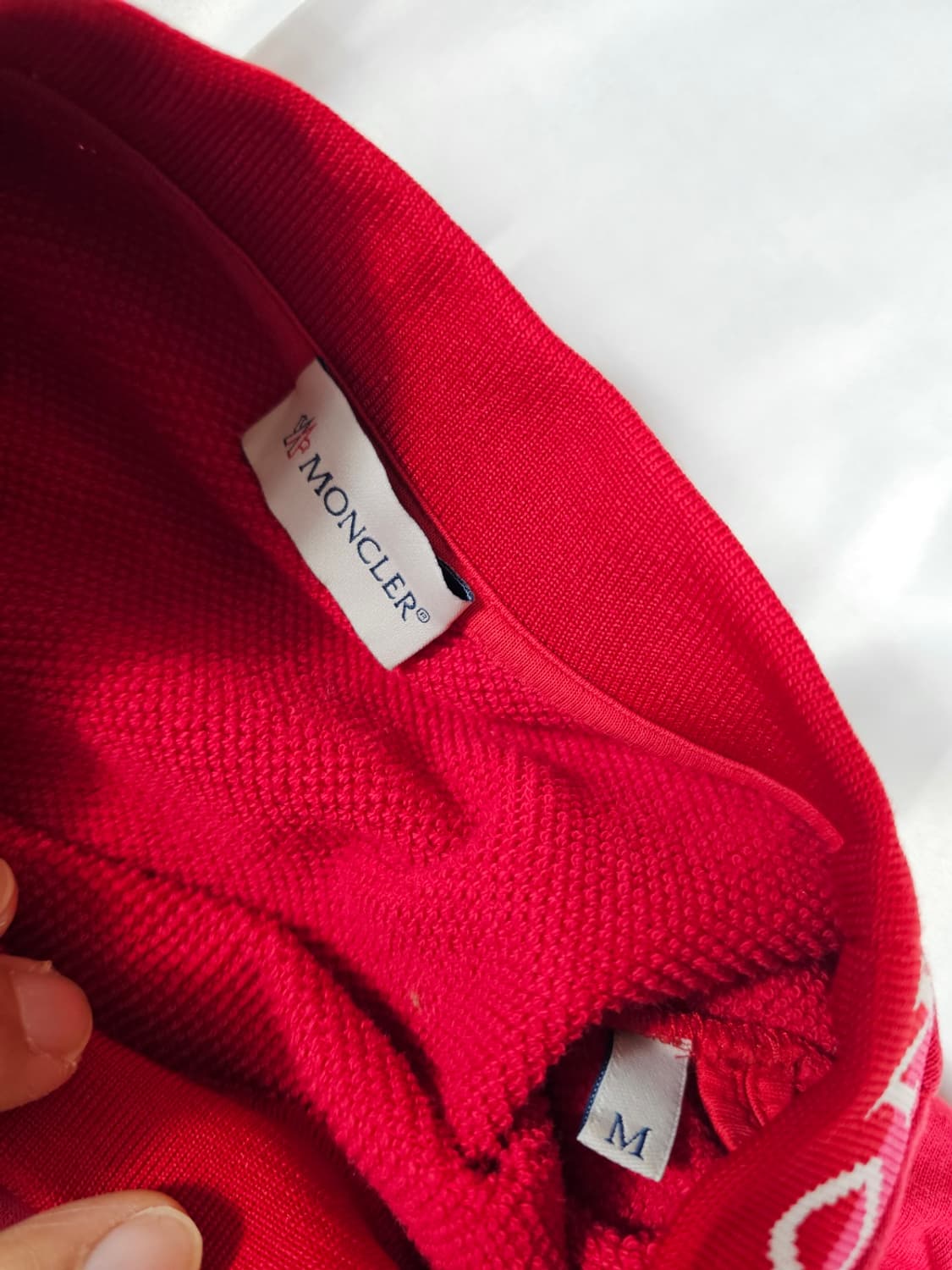 몽클레어레터링맨투맨 상품이미지2