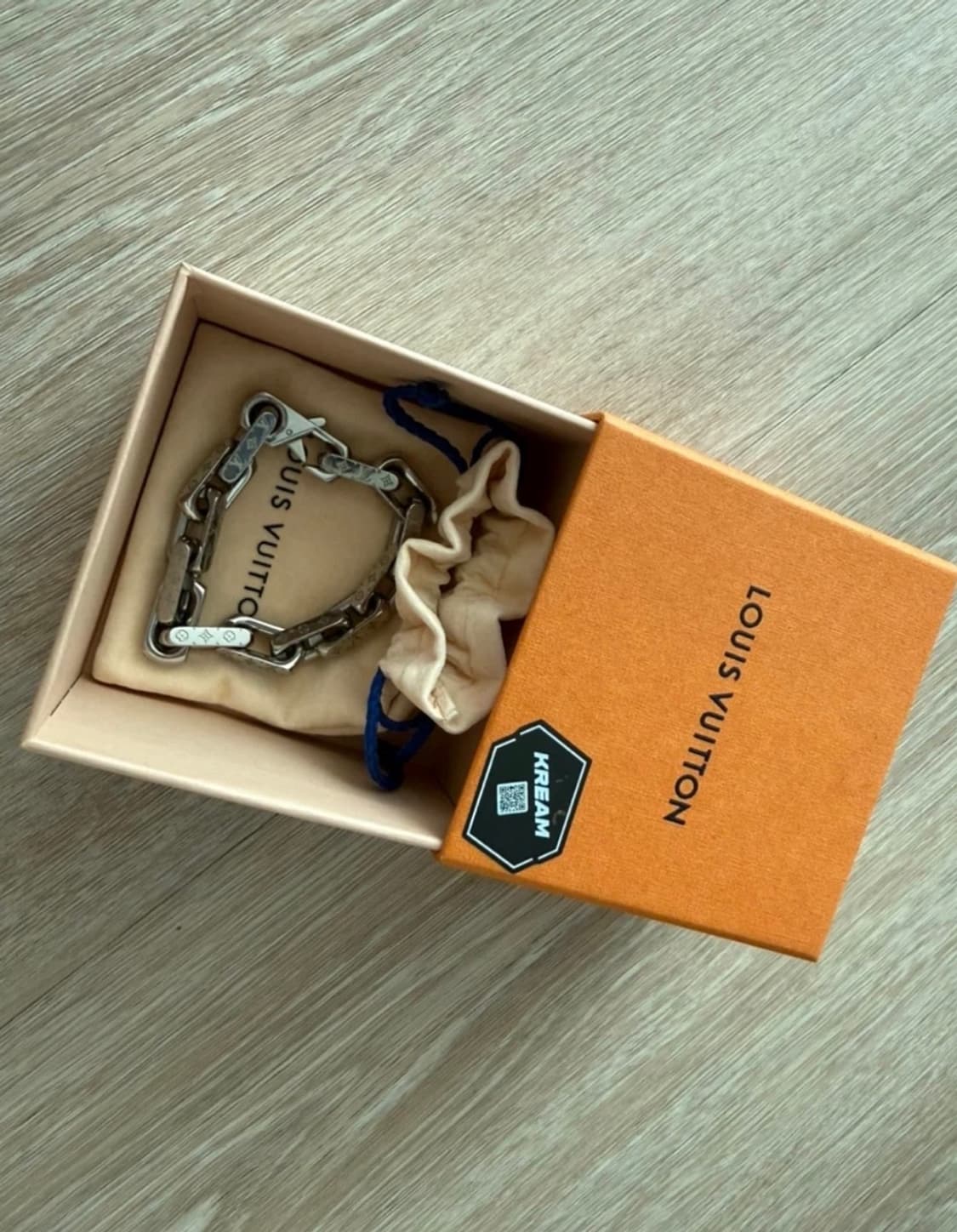 급) 루이비통 모노그램 체인 팔찌 실버M 풀박 상품이미지3