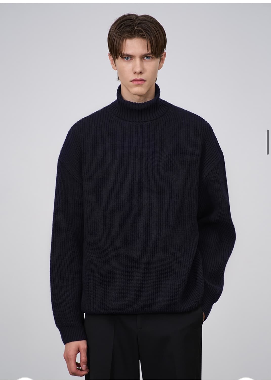 (새상품(L) 드로우핏 하찌 벌키 터틀넥 니트 [NAVY] 판매 상품이미지6