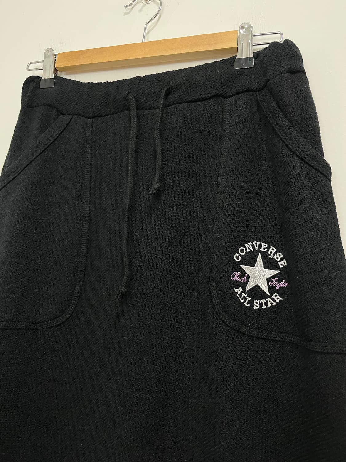 컨버스 올스타 로고 자수 플래어 롱스커트 상품이미지3