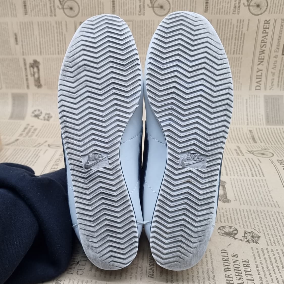 나이키 코르테즈 레더 남성운동화275 상품이미지3