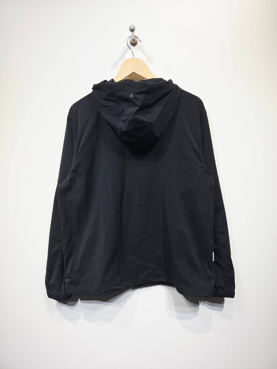 스노우피크 블랙 후드 바람막이 자켓 상품이미지6