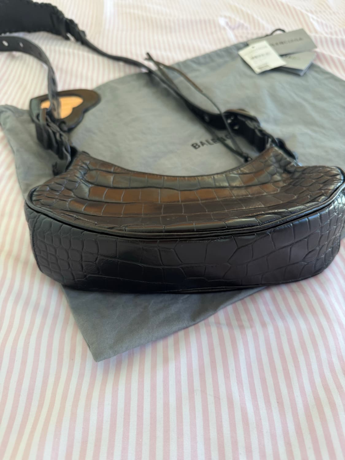 르카골 XS 크로커다일 엠보스 숄 더백 상품이미지4