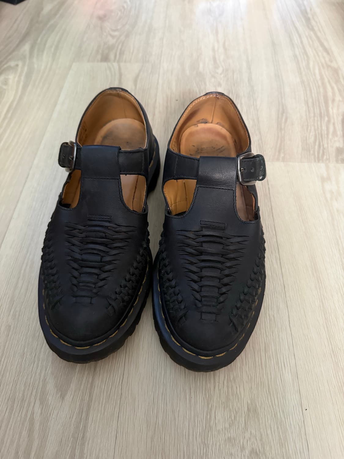 닥터마틴 레이븐 샌들250 상품이미지1