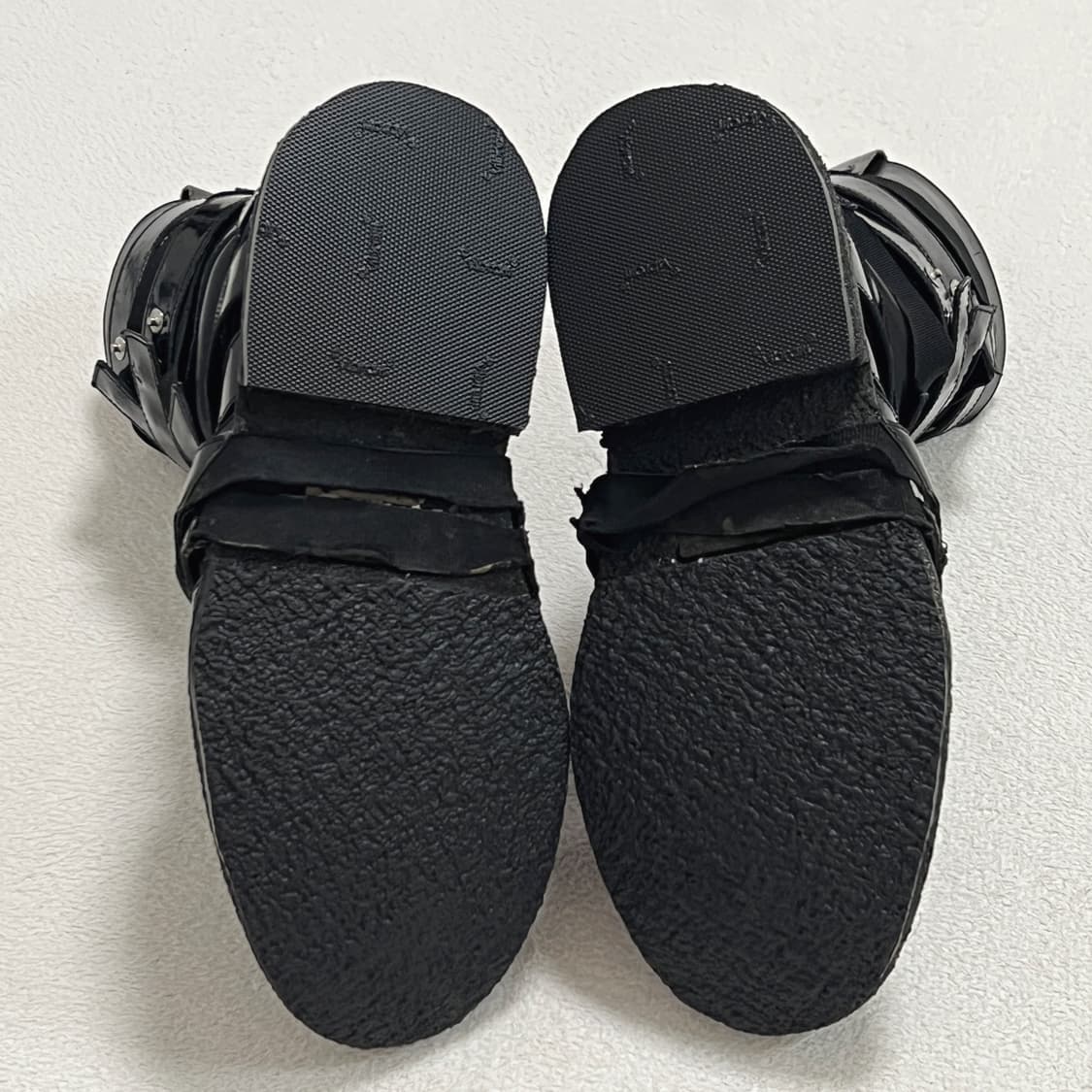 디올옴므 08AW "Lumiere Du Nord" 페이던트 스트랩 부츠 상품이미지7