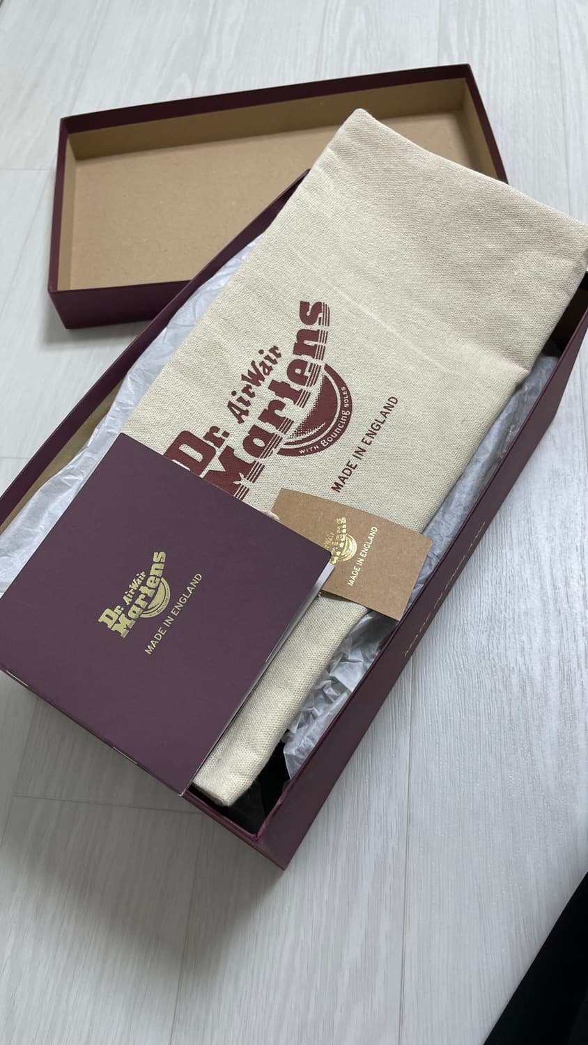 키코 코스타디노브 닥터마틴 상품이미지3