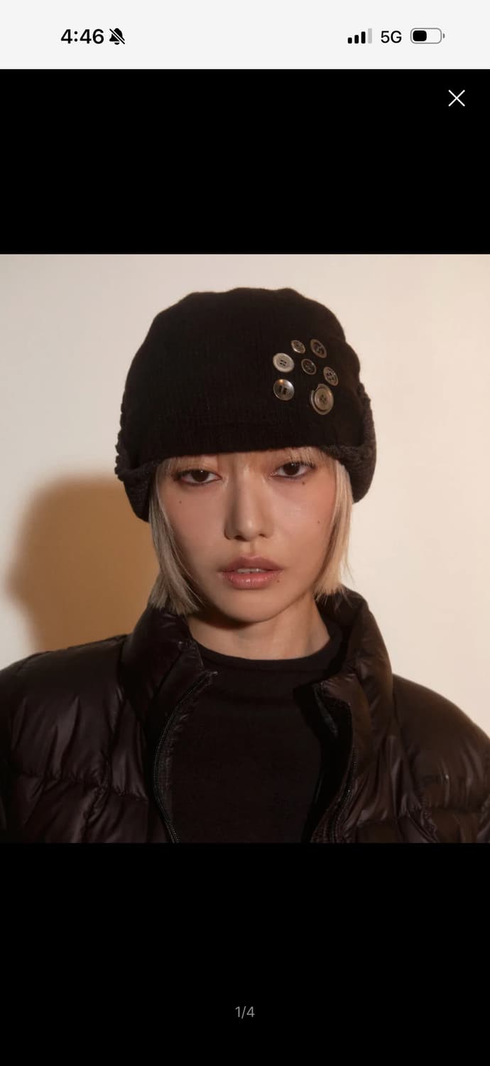 BUTTON BRAID STRAP KNIT BEANIE-BLACK 상품이미지1