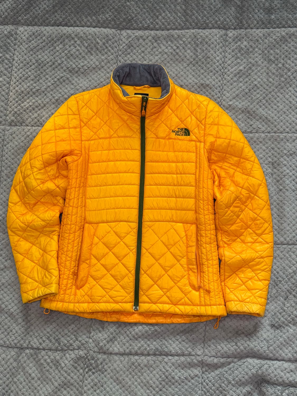 노스페이스 경량패딩 상품이미지1