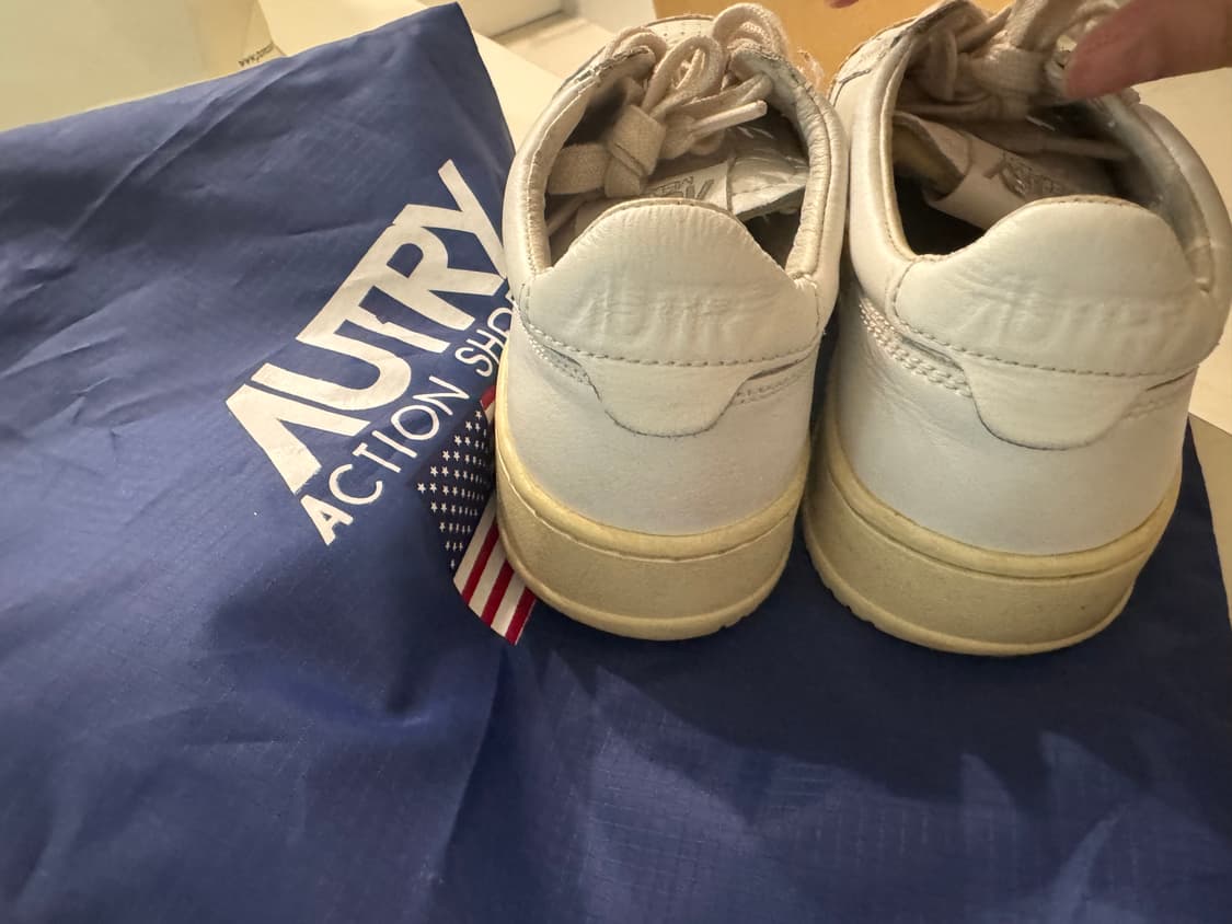 오트리 스니커즈 상품이미지4