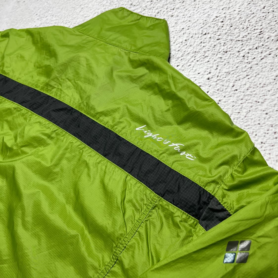 Montbell Lightweight Windbreaker Jacket 상품이미지8