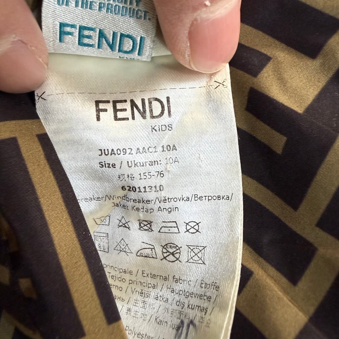 10A 펜디 키즈 모티프 후드 자켓 0320T 상품이미지4