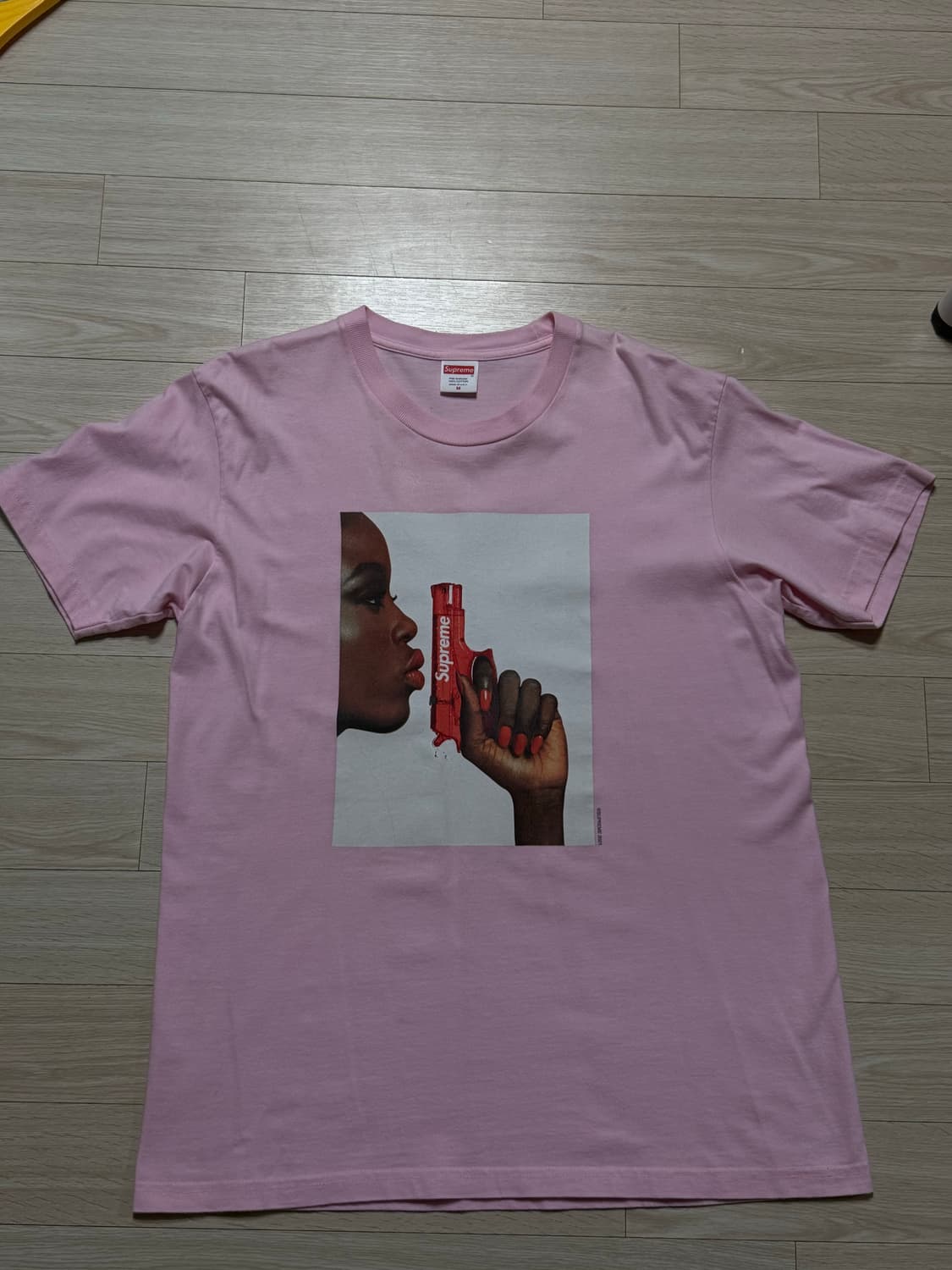 슈프림티셔츠 상품이미지1