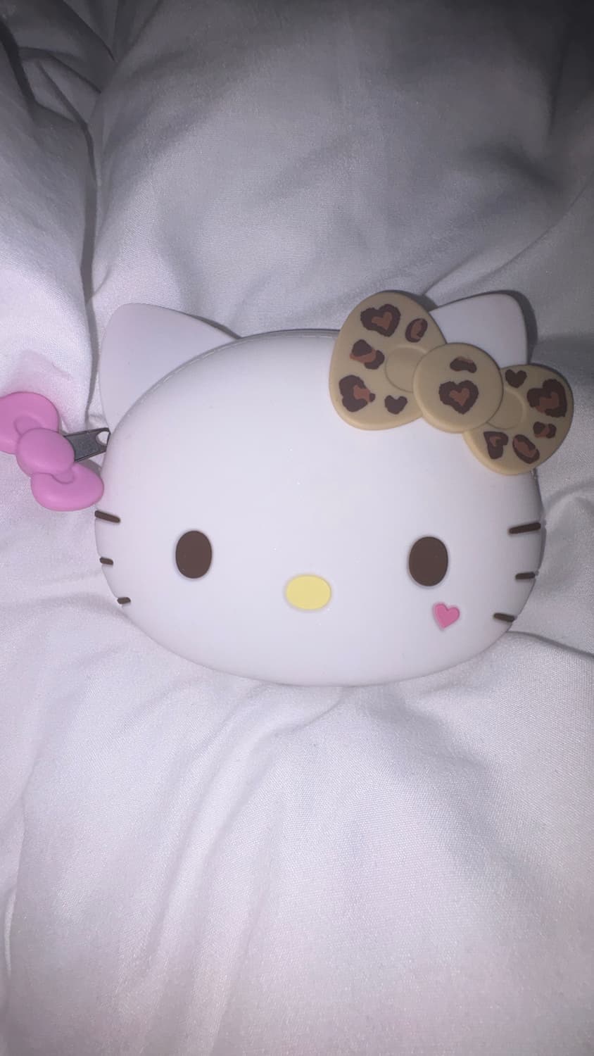 Hello Kitty Gyaru Pouch 갸루키티 미니 파우치 상품이미지1