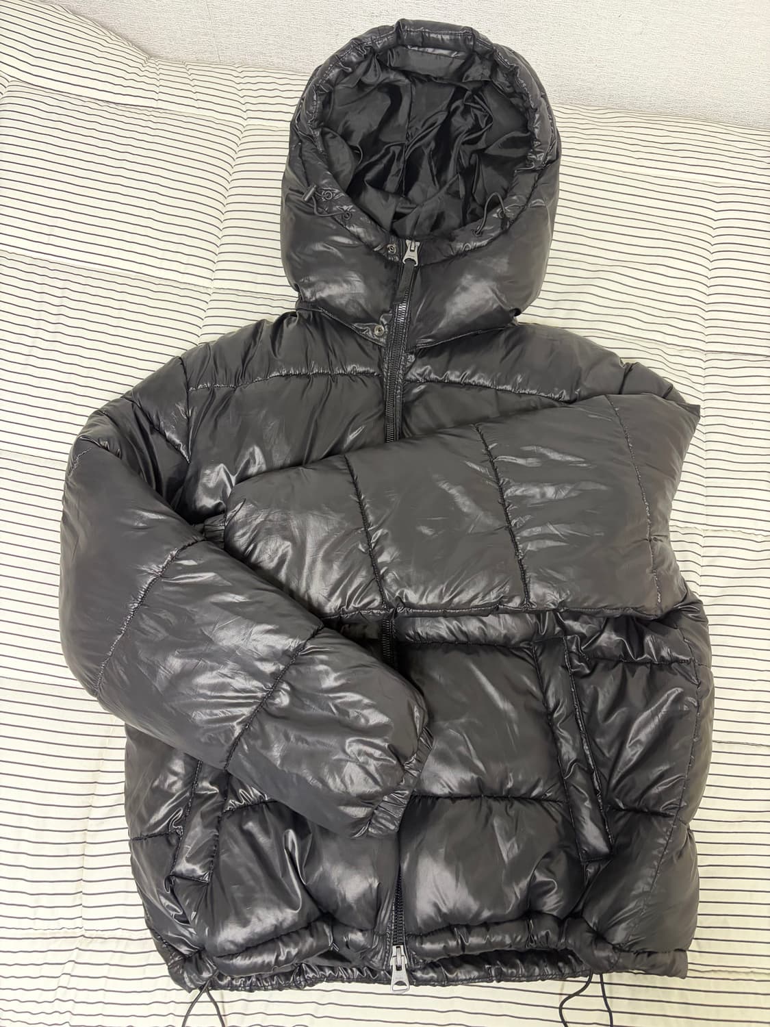 H&M 유광패딩 상품이미지3