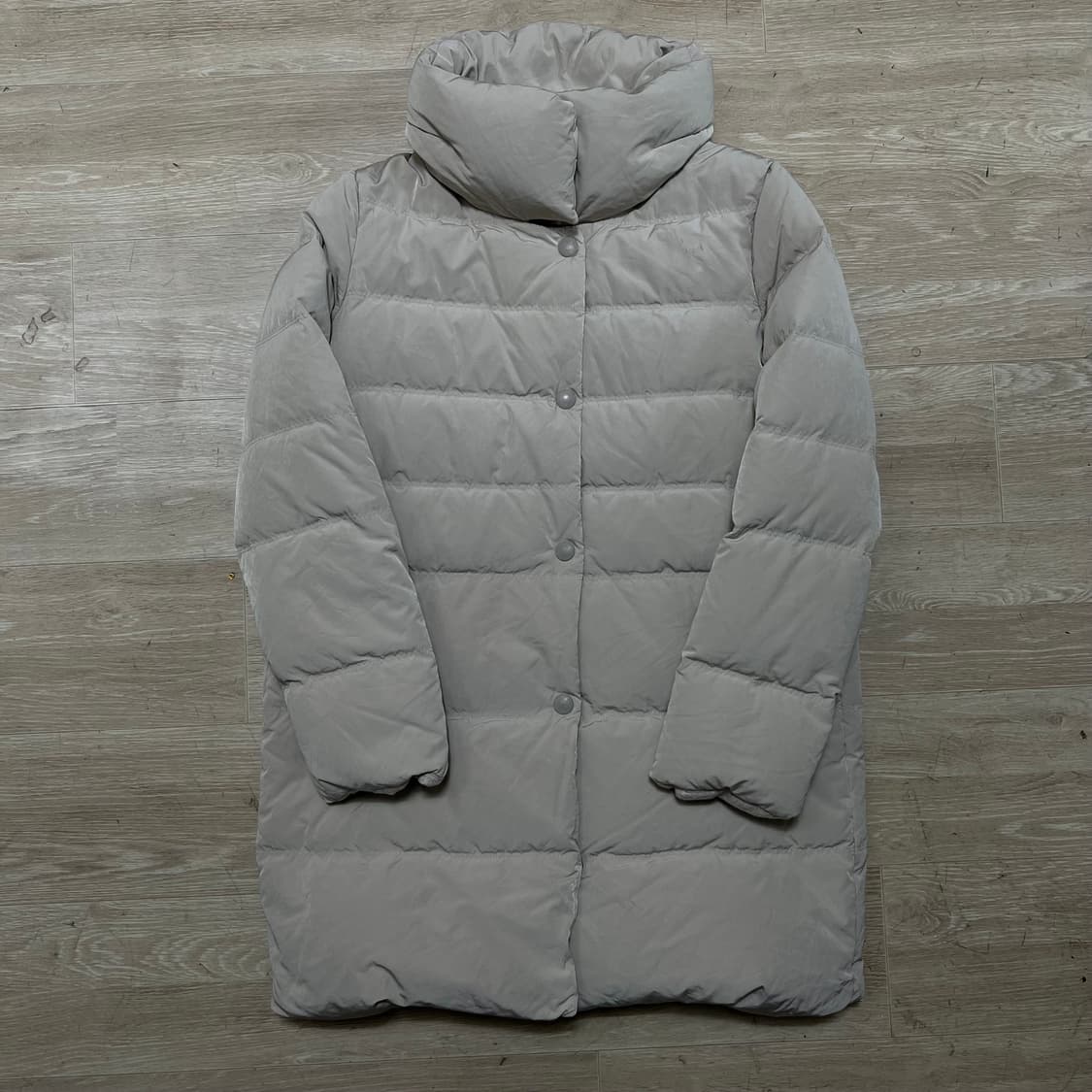 빈폴 여성 프리미엄 구스다운 미디엄 패딩 점퍼 [라이트 베이지] M/95 상품이미지1