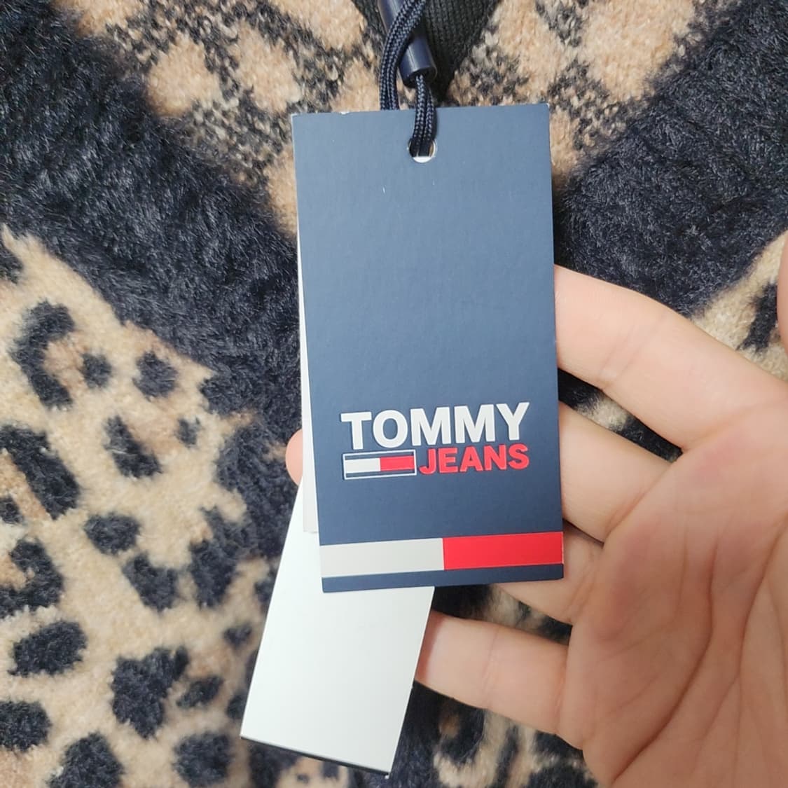 [XS] 새상품 타미힐피거 레오파드 퍼 가디건 상품이미지4