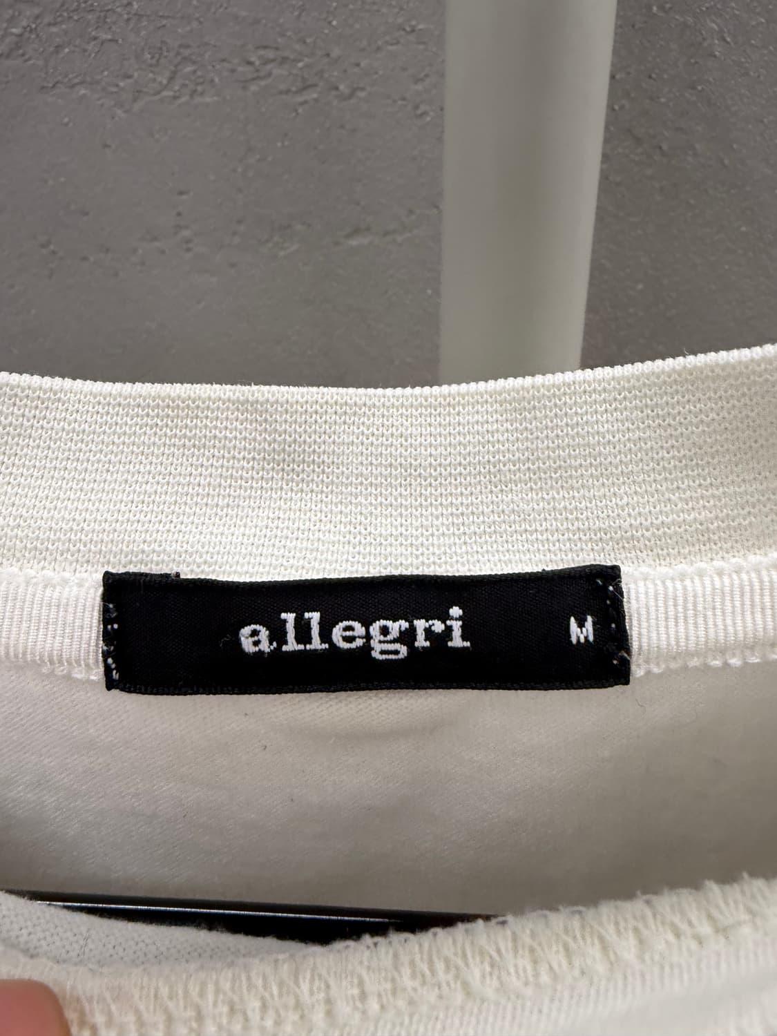  알레그리 화이트 반팔티 M 상품이미지3