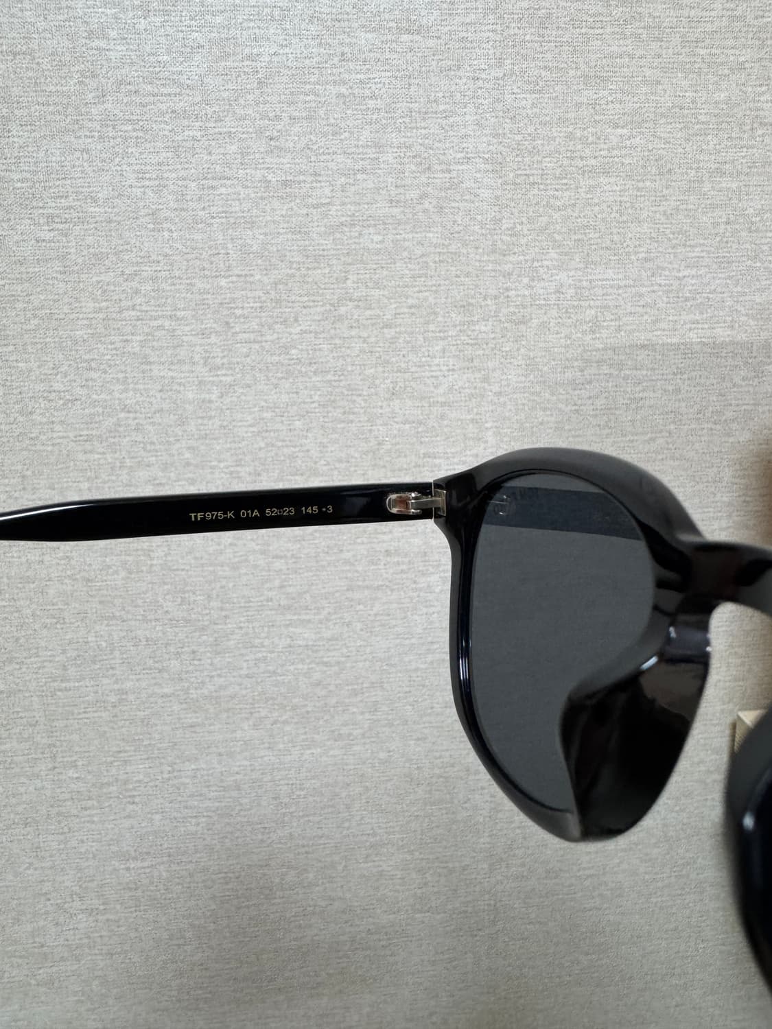 톰포드 선글라스 TF975K 01A 상품이미지5