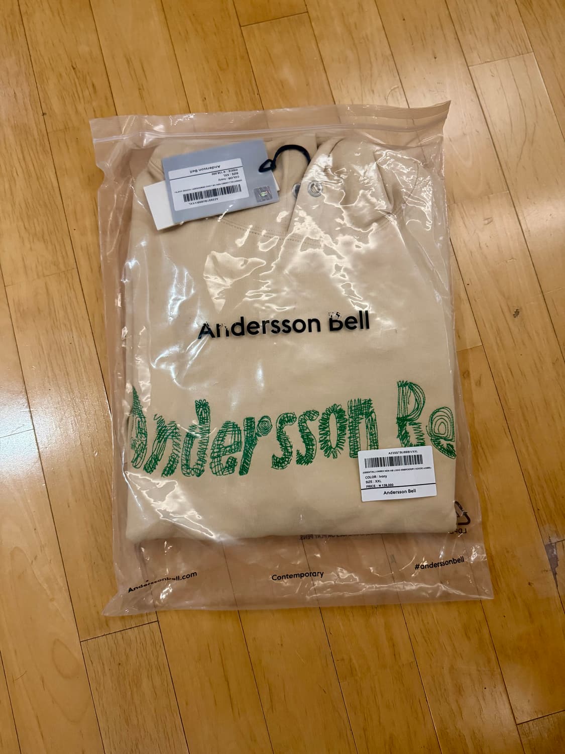 [앤더슨벨] 뉴 AB 로고 엠브로더리 후디 (아이보리) 상품이미지3