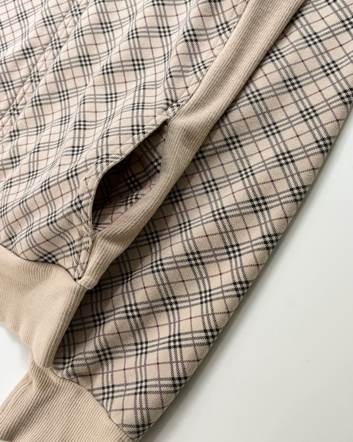 Burberry 버버리 블루라벨 기마로고 노바체크 코튼 집업 상품이미지3
